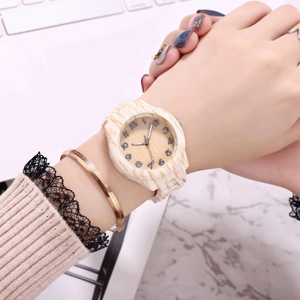 Fashion Casual Women Watches Bamboo Wooden Watch Quartz Wristwatches Ladies Watches Clock Best Gift Cheap Watch Dropshipping