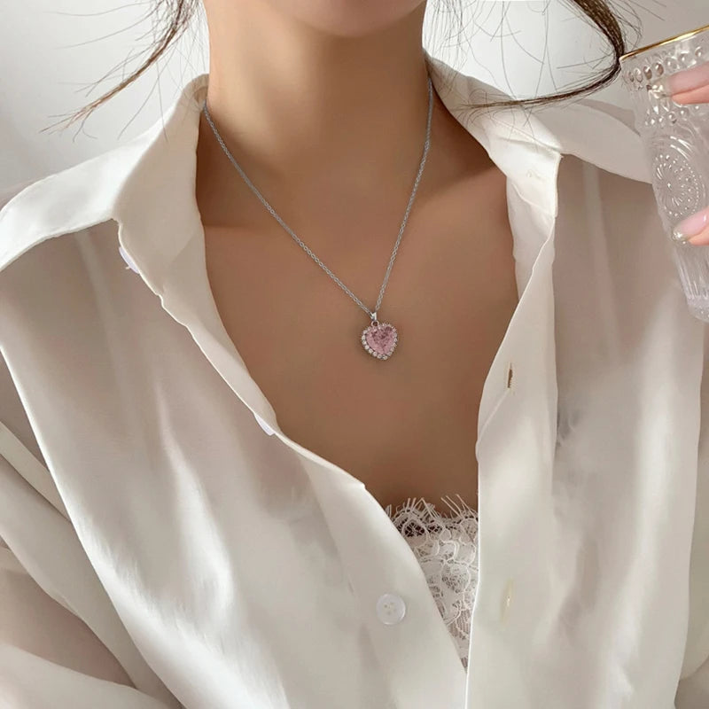 2025 Crystal Angel Wings Heart Pendant Necklace Y2K Girl Simple Pink White Zircon Love Elegant Ladies Necklace Women Jewelry