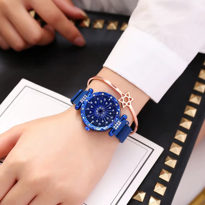 2025 Reloj Mujer Creative Whirling Women Watches Magnet Buckle Rotating Diamond Dial Quatrz Wristwatch Ladies Watches Best Gifts