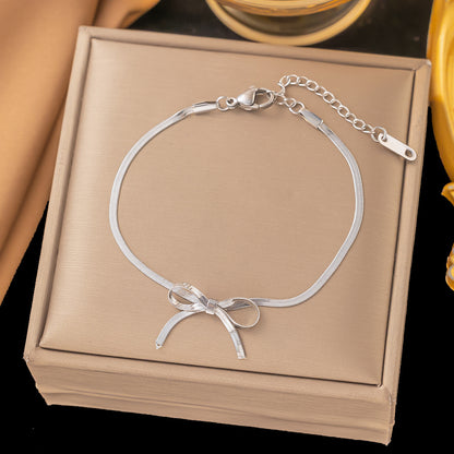 Fashion Jewelry New Trendy Bowknot Stainless Steel Gold Plated Snake Chain Necklace for Women Elegant Niche Design Charms Choker Jewelry Gifts